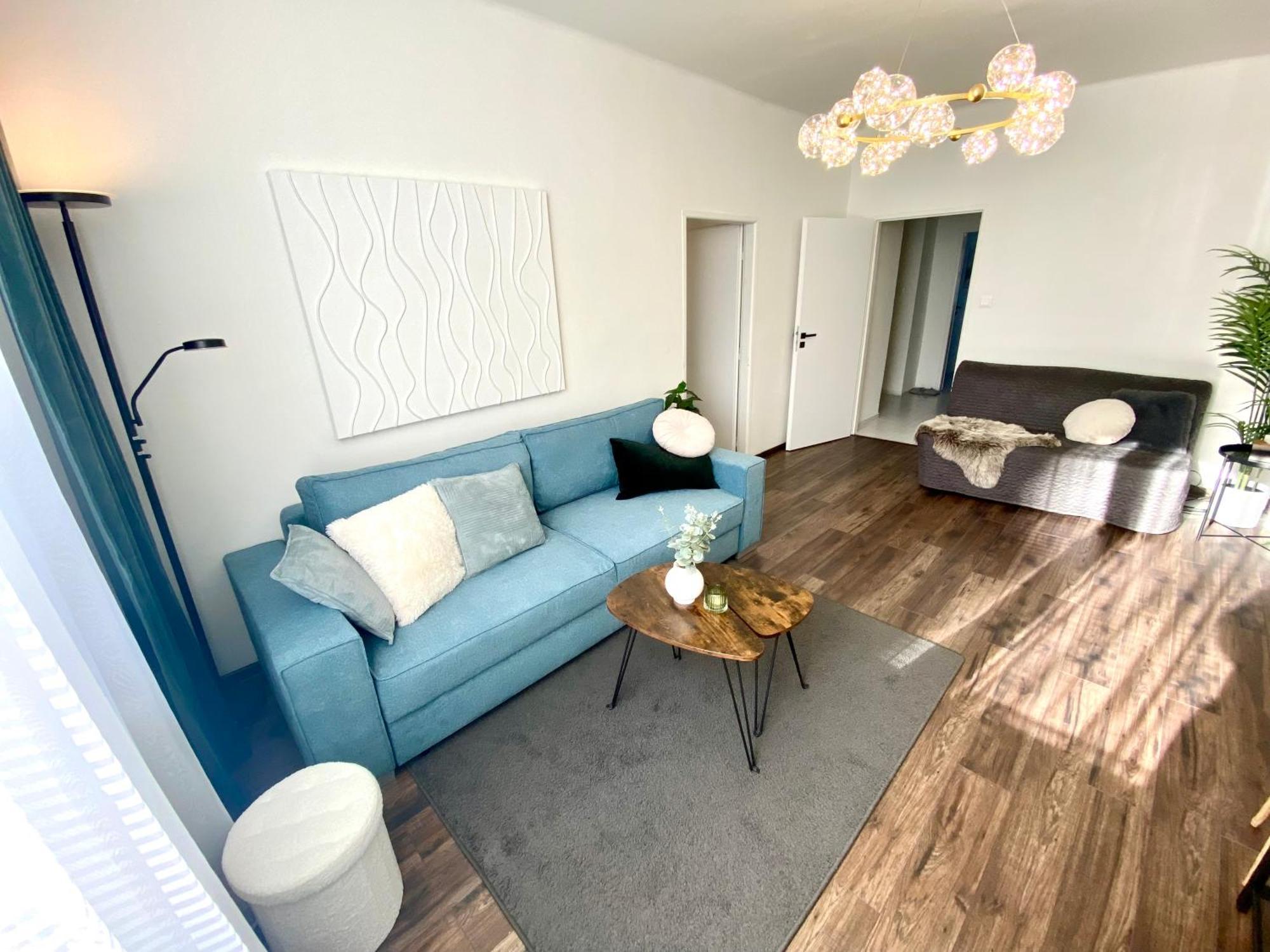 James Dean Apartment - Next To Nivy Bus Station & Mall Pressburg Exterior foto